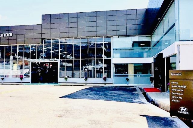 Hyundai Service Center, Malepatan
